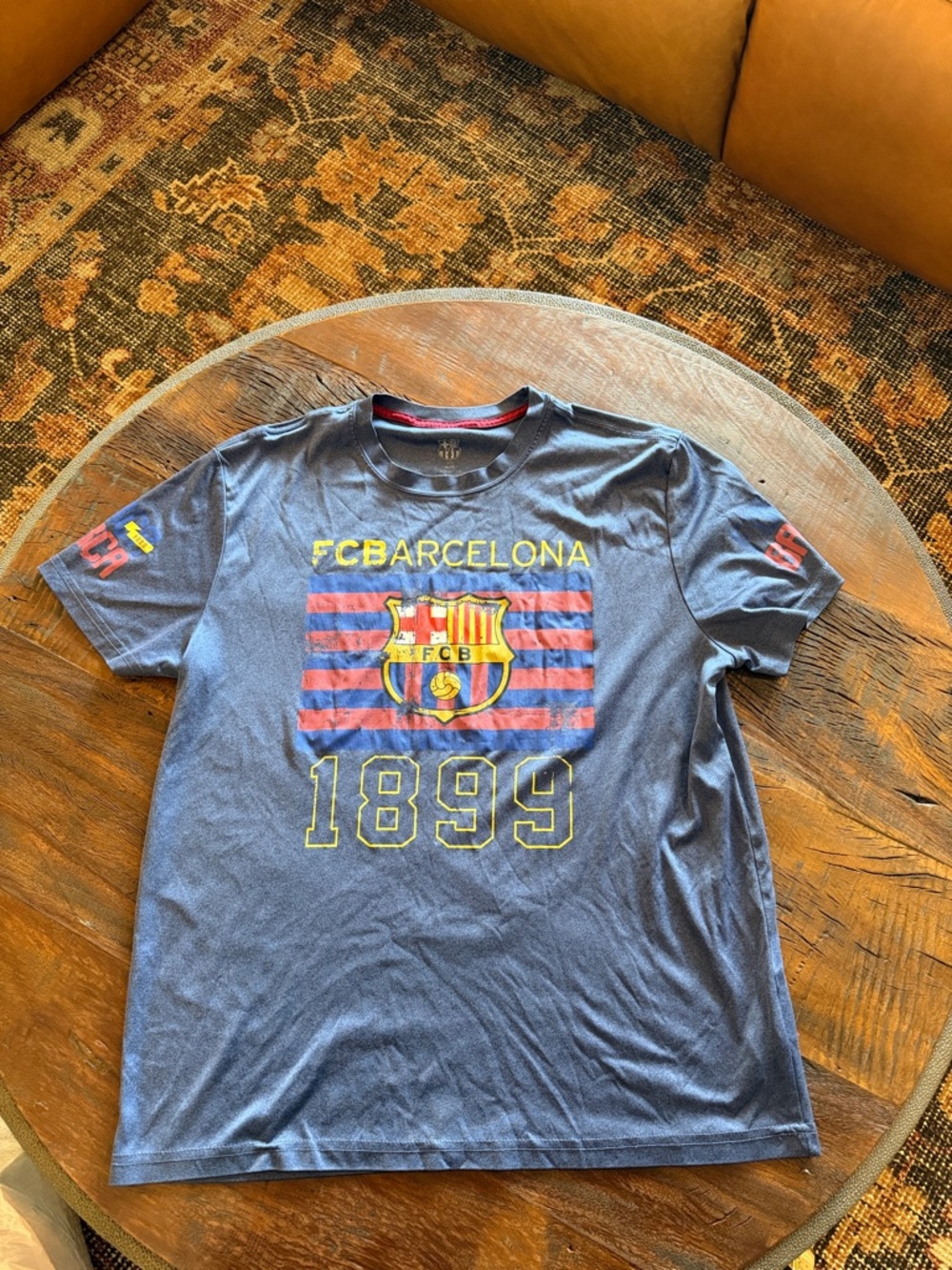 FCB FC Barcelona men’s tee‎ shirt XL EUC